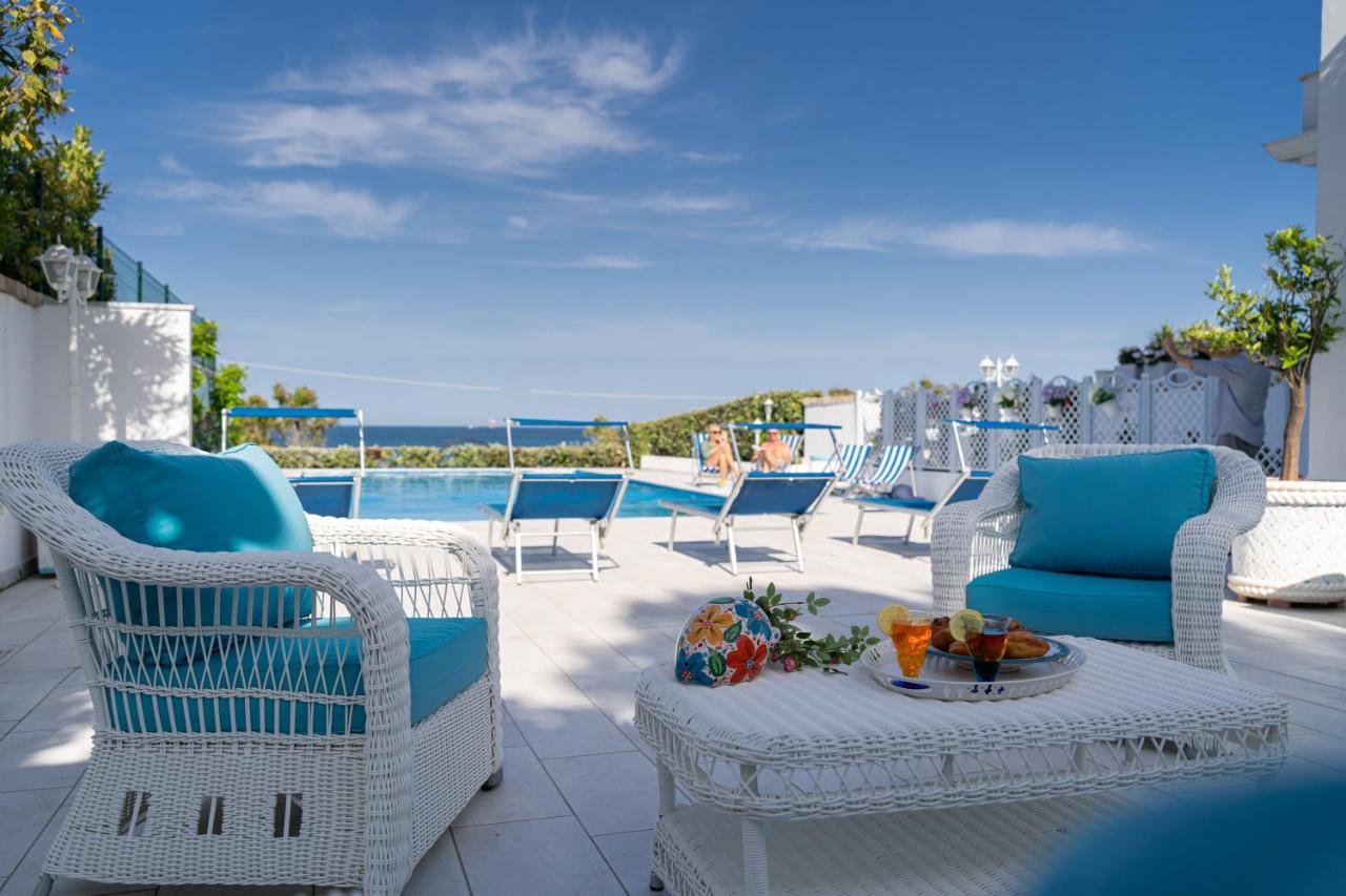 Almare B&B Crotone Bagian luar foto