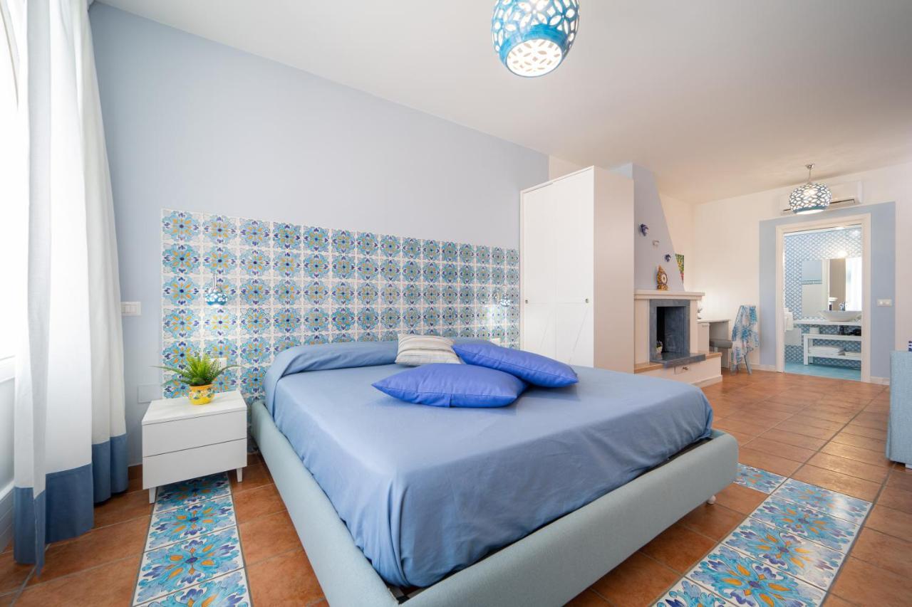 Almare B&B Crotone Bagian luar foto
